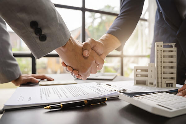 Real Estate & Conveyancing lawyer services